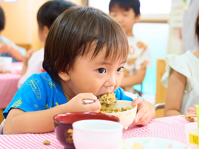 寝ている赤ちゃん
